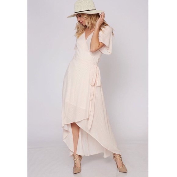 $ FIRM 🌷Ivory & Blush Wrap Maxi Dress - Picture 7 of 7